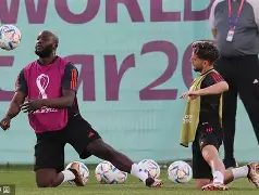 精彩比赛!比利时队战胜对手晋级视频