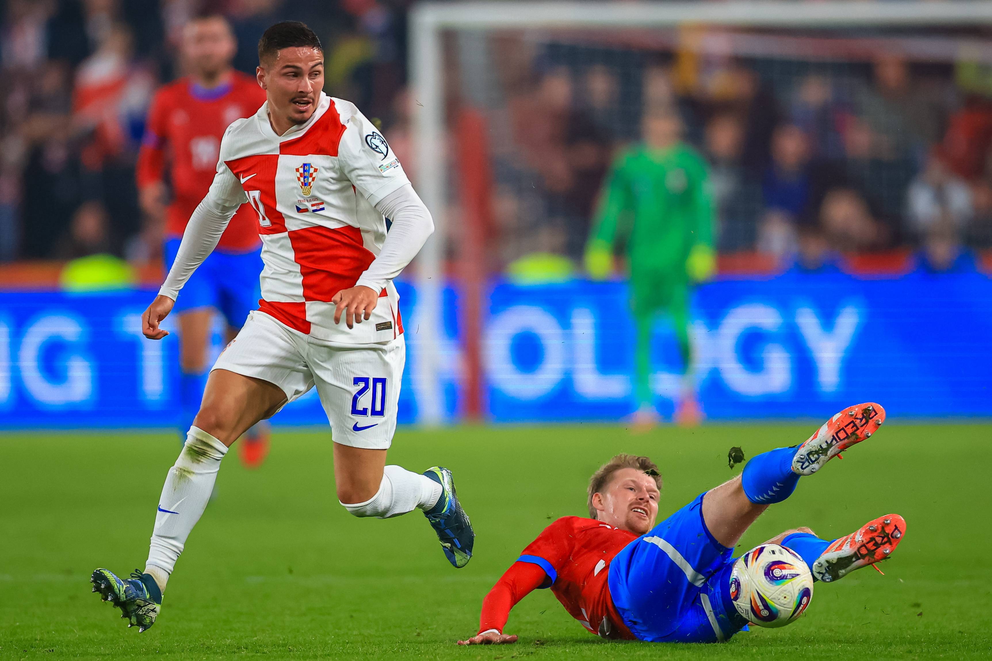 克罗地亚英格兰实况